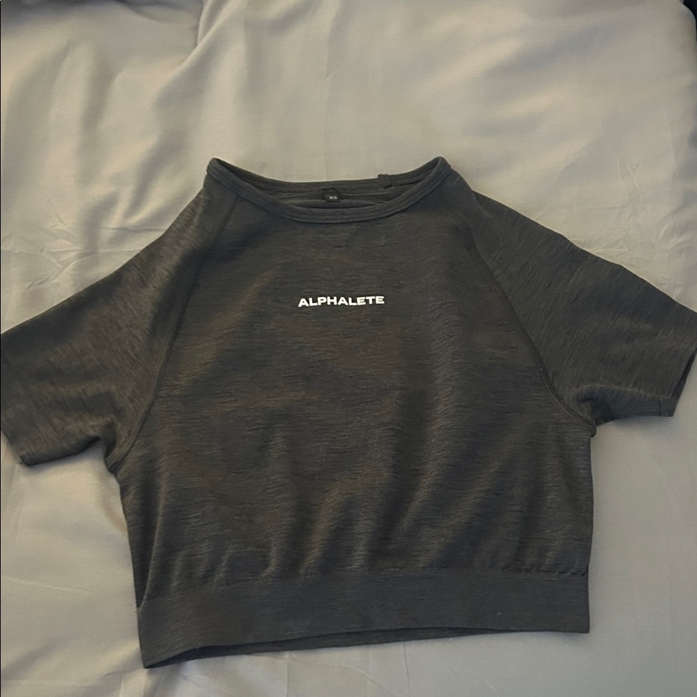 Alphalete Charcoal Cropped Tee